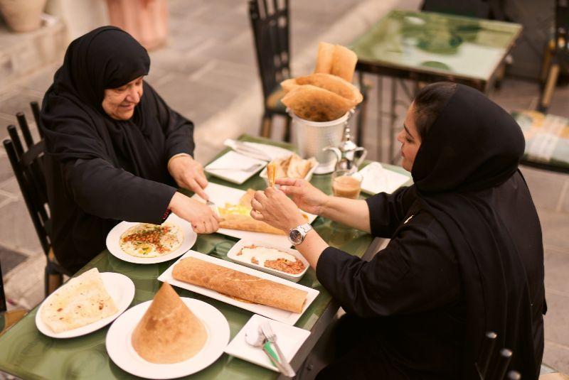 nhà hàng từ bình dân đến sang trọng