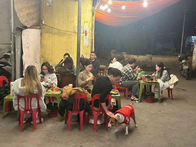 nguyên mẫu nhân vật game Brother Hai’s Pho Restaurant