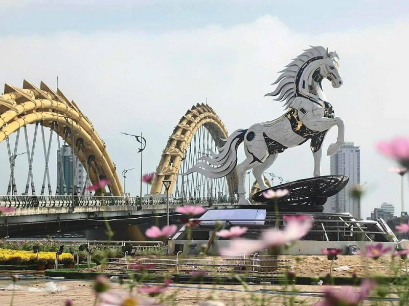 linh vật ngựa mừng Tết Bính Ngọ 2026