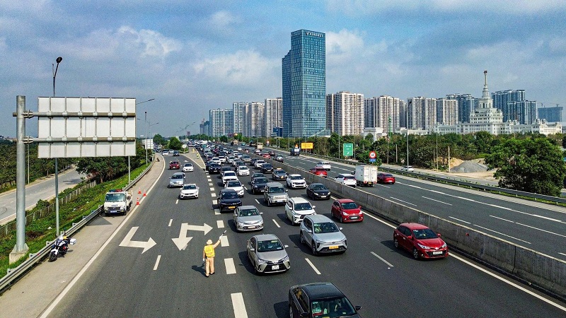 đóng cao tốc chiều ra khỏi Hà Nội