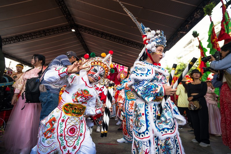 lễ hội xuân Bính Ngọ từ Bắc chí Nam