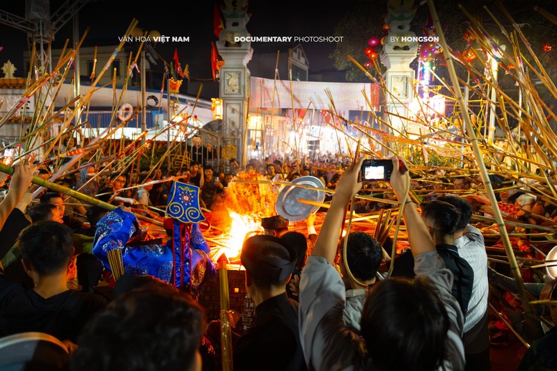 lễ hội xuân Bính Ngọ từ Bắc chí Nam