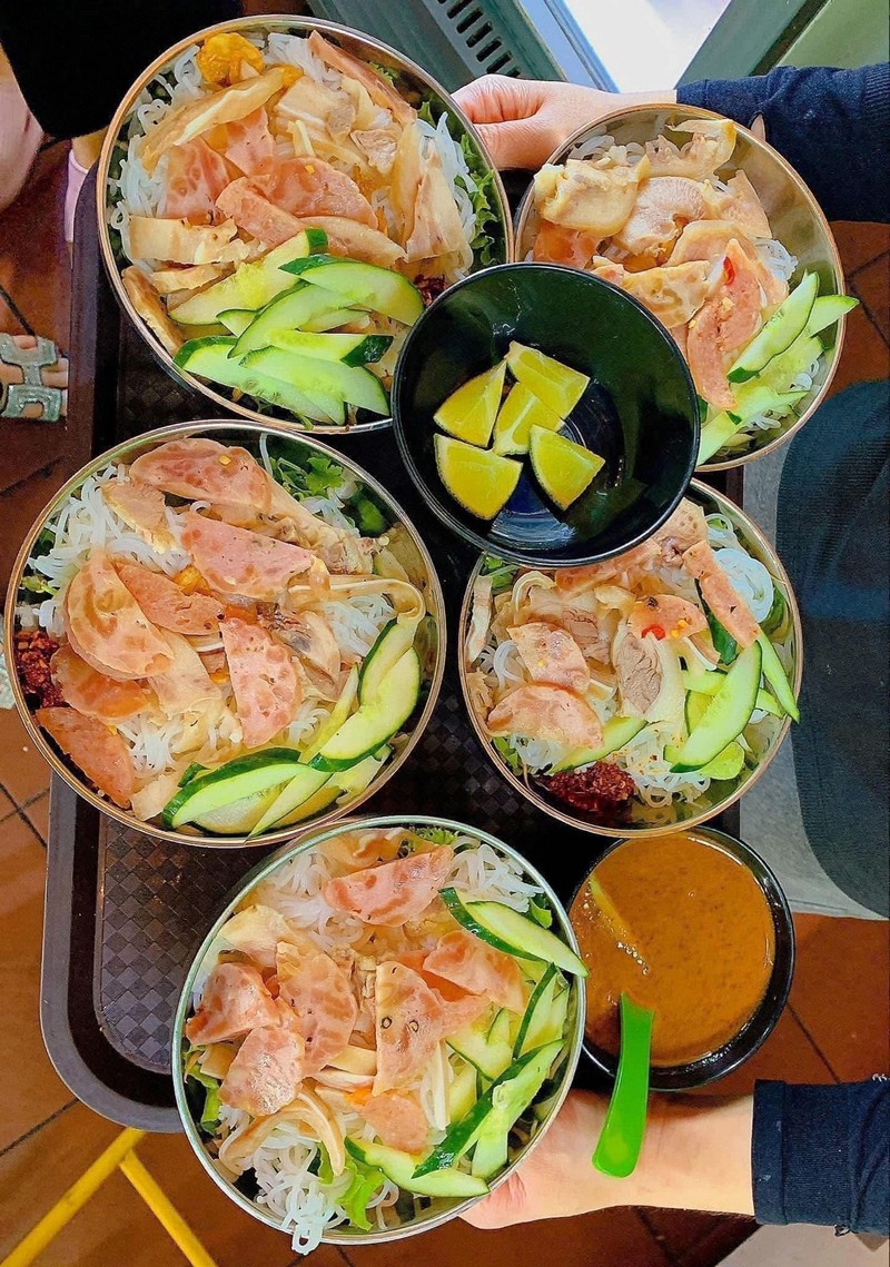 Bún mắm nêm miền Trung