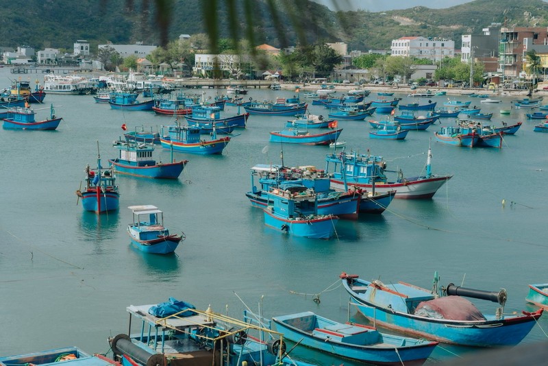 Lịch trình khám phá Vĩnh Hy 5N4Đ