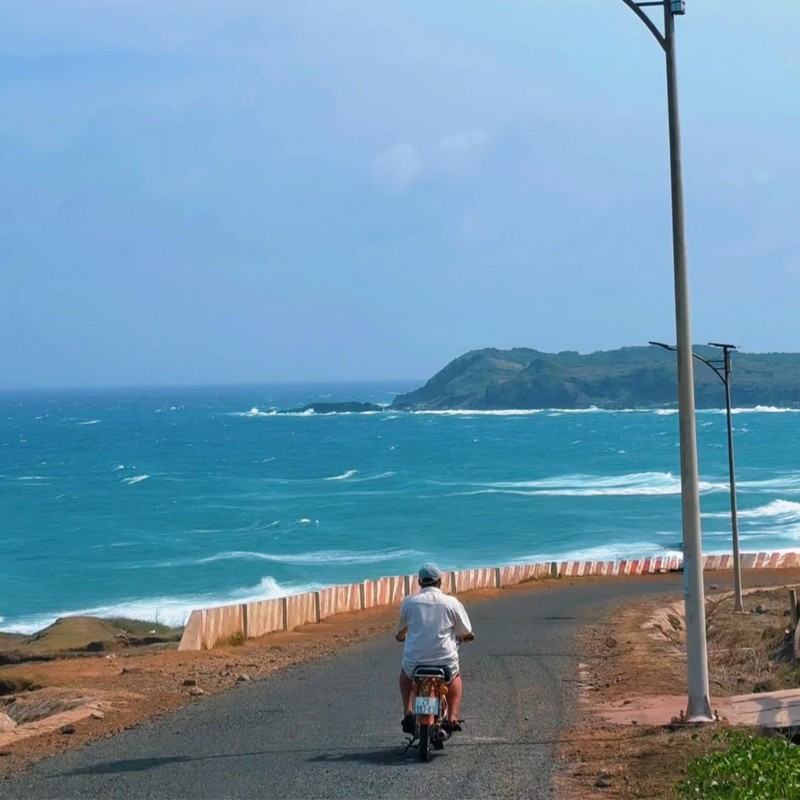 ăn gì ở đâu di chuyển thế nào tại Phú Quý