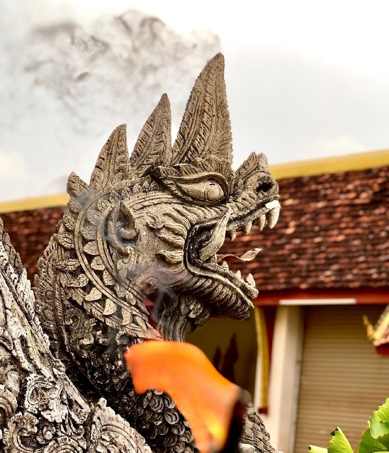 Du lịch bằng ô tô tự lái trên đất bạn Lào